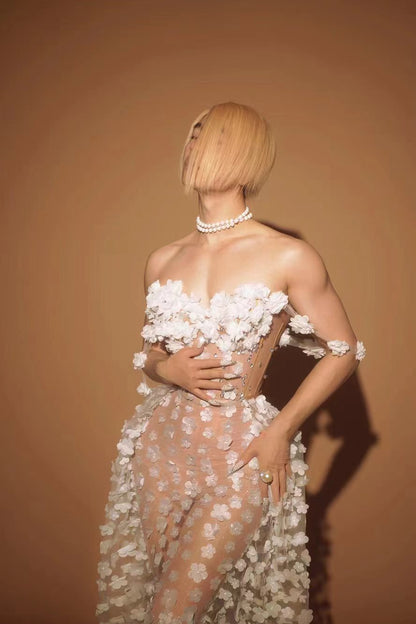 Huaxiang Abbie White Flower 2-piece Set Dresses