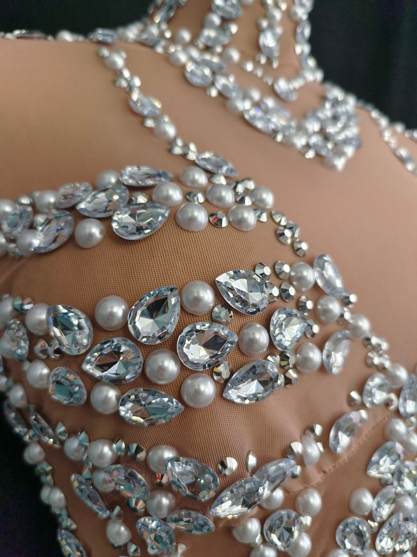 Maozhua White Lace Sleeve Diamonds Pearls Prom Dresses