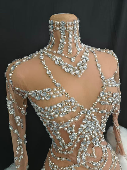 Maozhua White Lace Sleeve Diamonds Pearls Prom Dresses