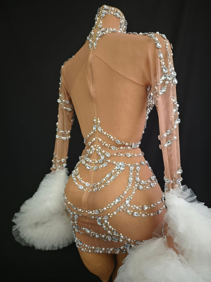 Maozhua White Lace Sleeve Diamonds Pearls Prom Dresses