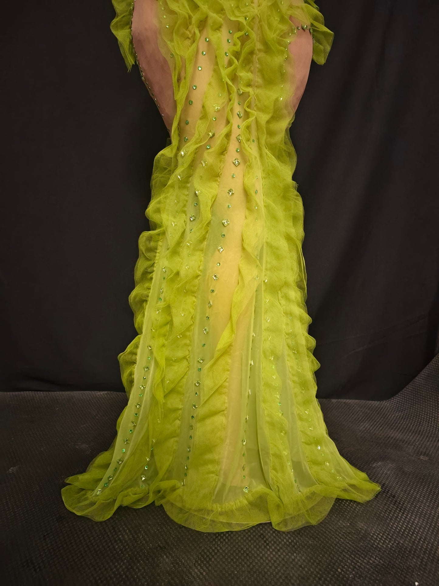 Shengcai Green Pleated Lace Rhinestone Party Dress