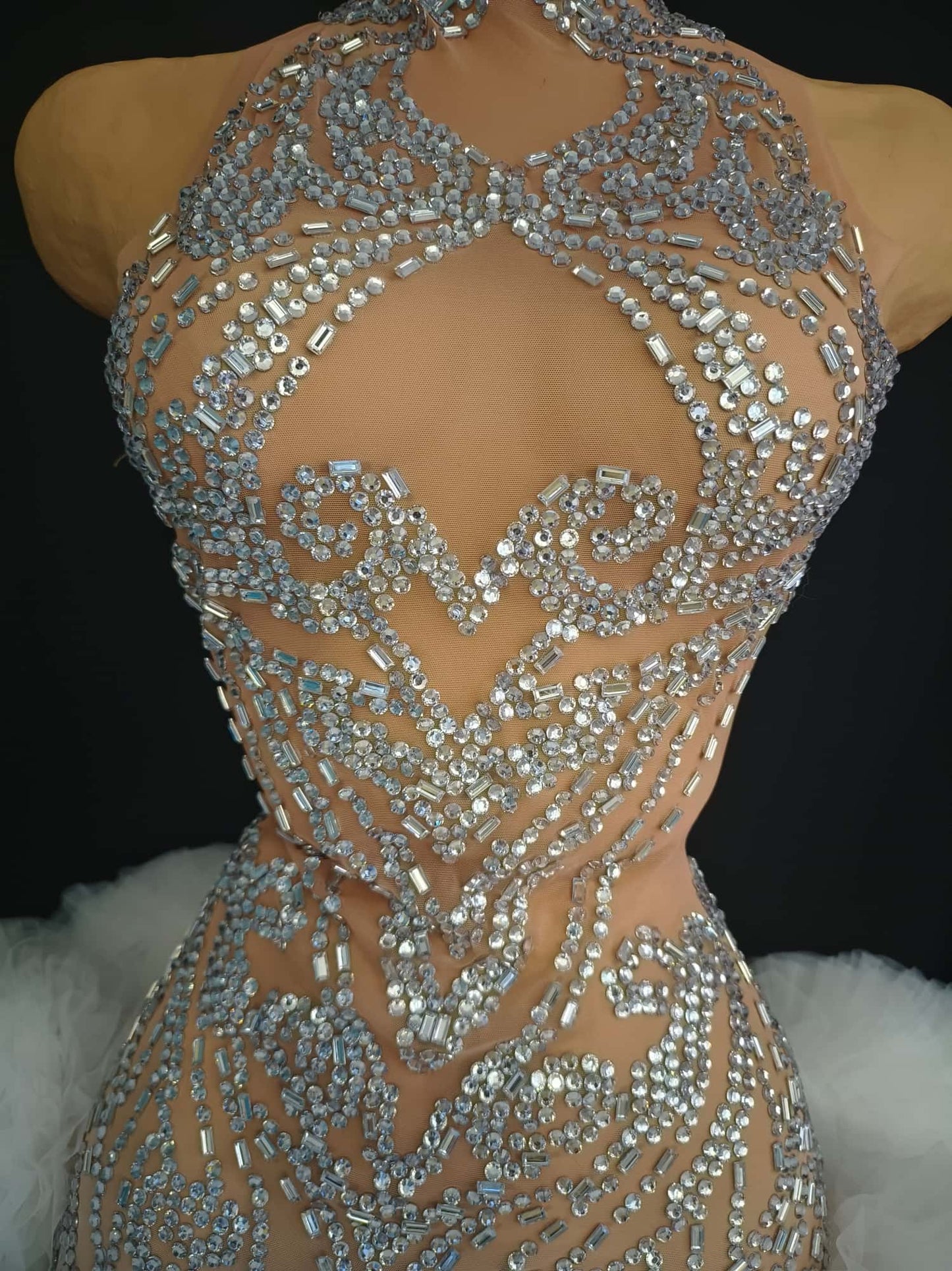 Xingyun White Lace Border Mesh Rhinestone Evening Gown