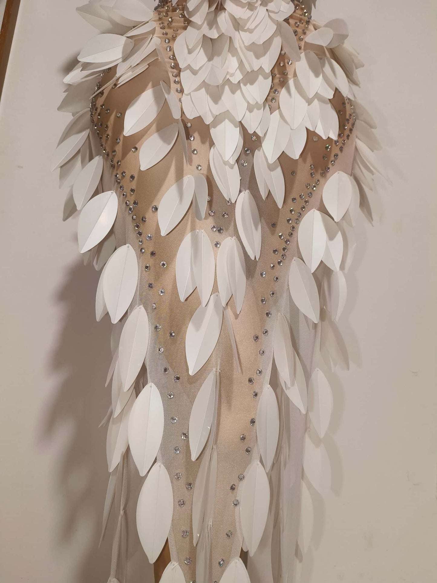 CELESINYI Baige Crystal White Feather Mermaid Gown