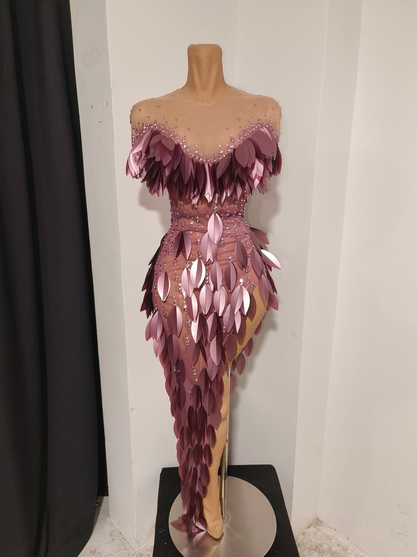 CELESINYI Chanmian Crystal Rose Leaf Mermaid Gown
