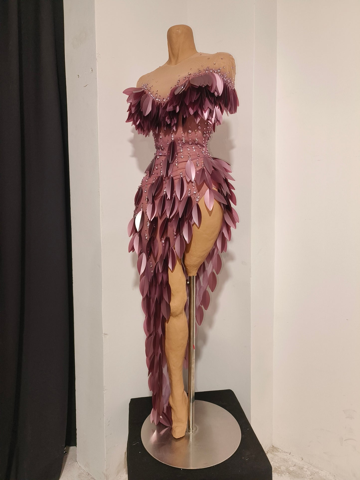 CELESINYI Chanmian Crystal Rose Leaf Mermaid Gown