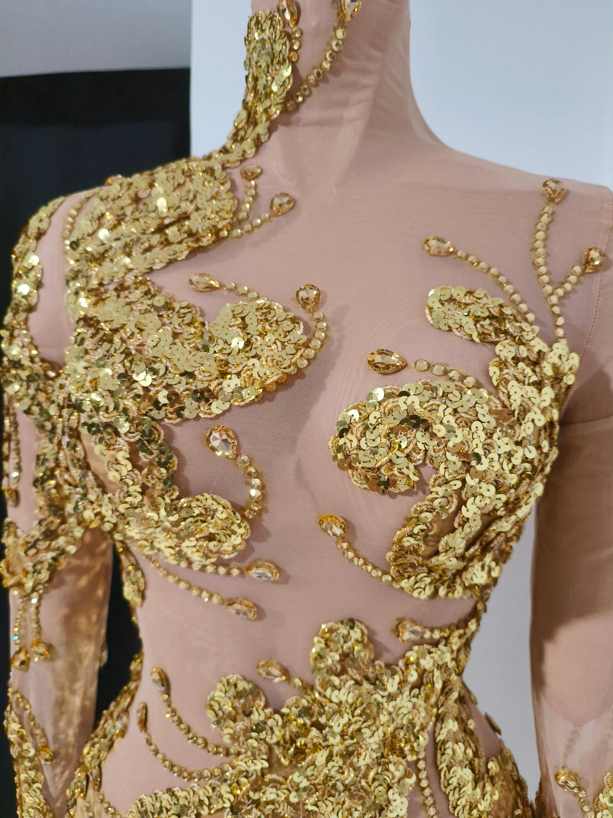 CELESINYI Shanhu Crystal Gold High Neck Bodysuit