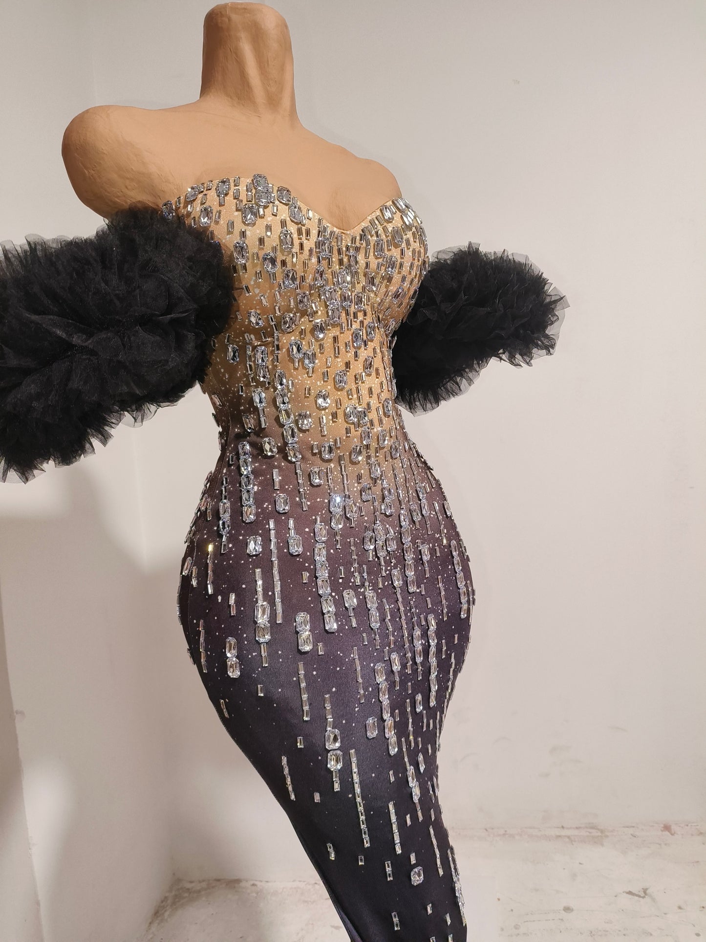 CELESINYI Wuji Crystal Silver Mermaid Gown