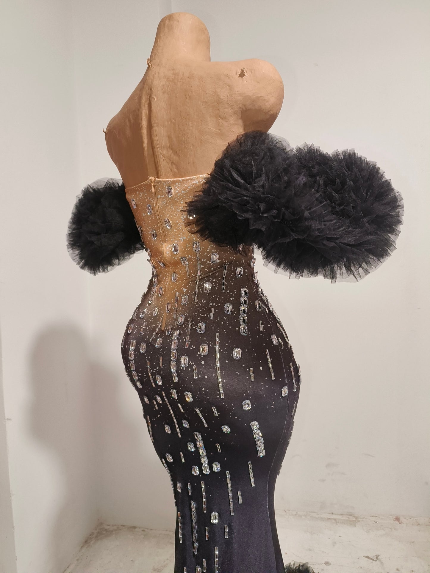 CELESINYI Wuji Crystal Silver Mermaid Gown