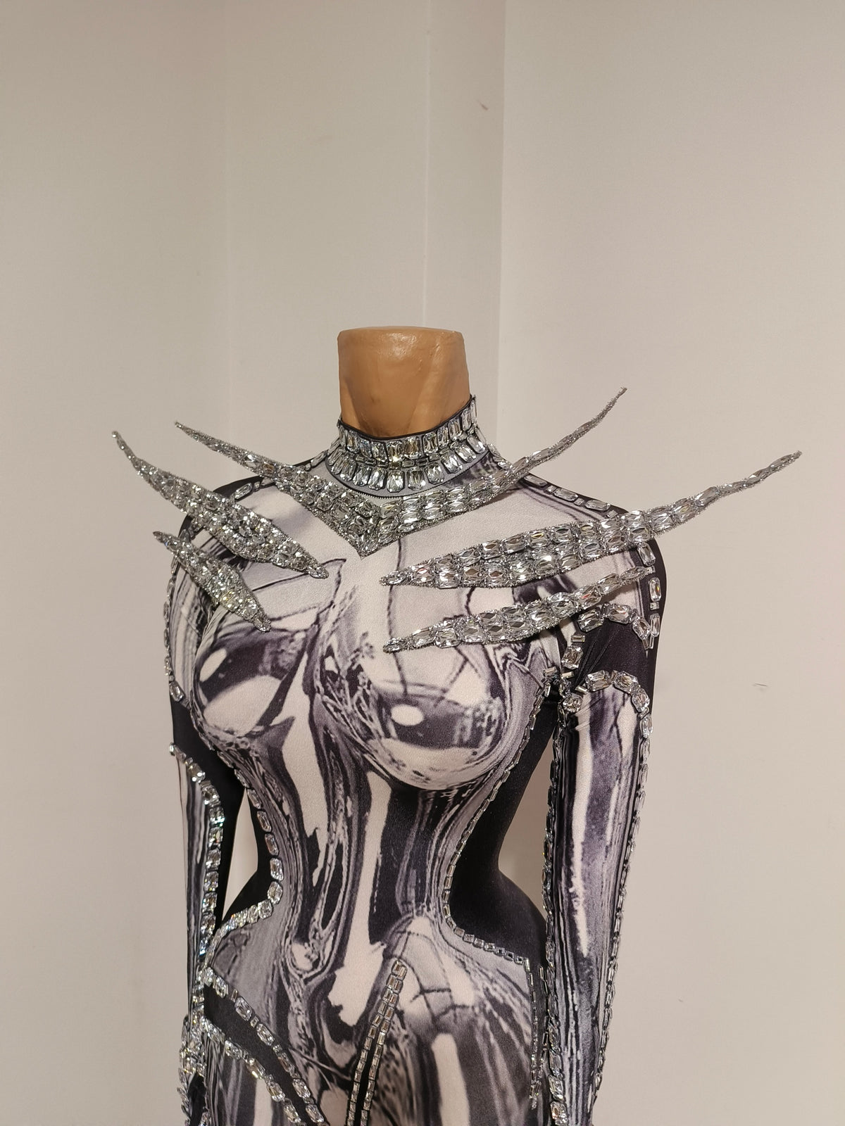 CELESINYI Tieban Crystal Liquid Metal Catsuit