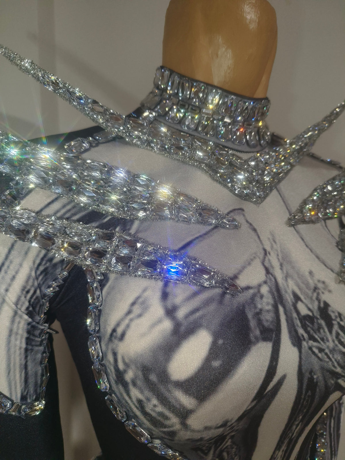 CELESINYI Tieban Crystal Liquid Metal Catsuit