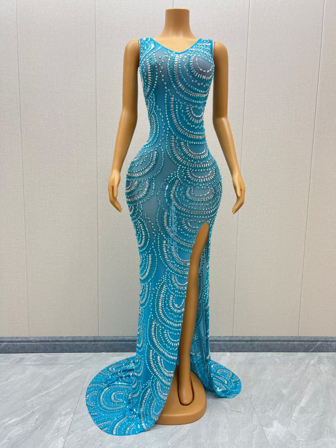 CELESINYI Lanquan Crystal Shell Gown