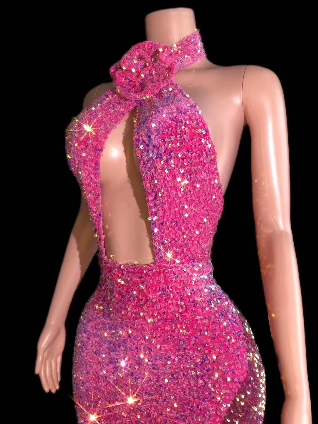CELESINYI Fenqiangwei Crystal Rose Gown