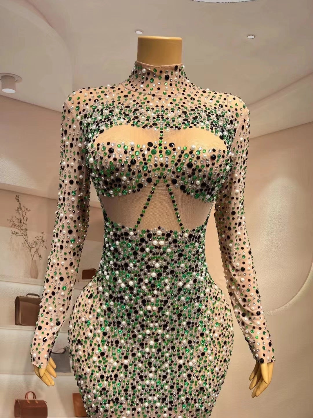 CELESINYI Banlan Crystal Mosaic Gown