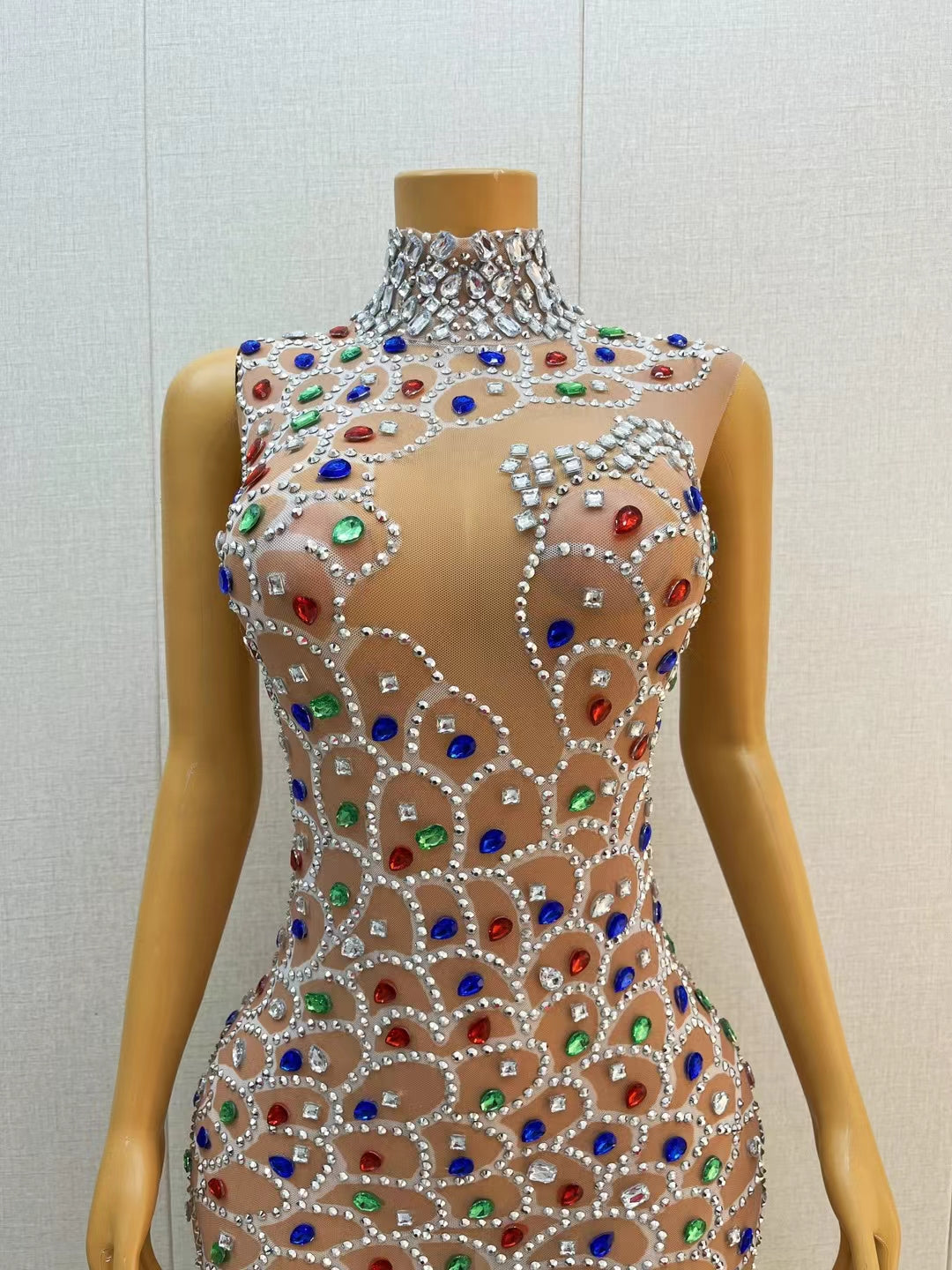 CELESINYI Yulinchangqun Crystal Scale Gown