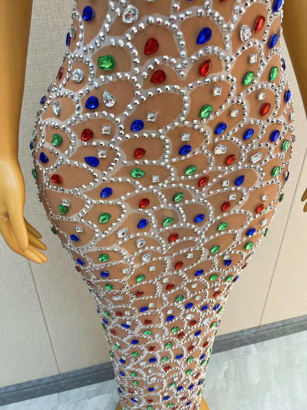 CELESINYI Yulinchangqun Crystal Scale Gown