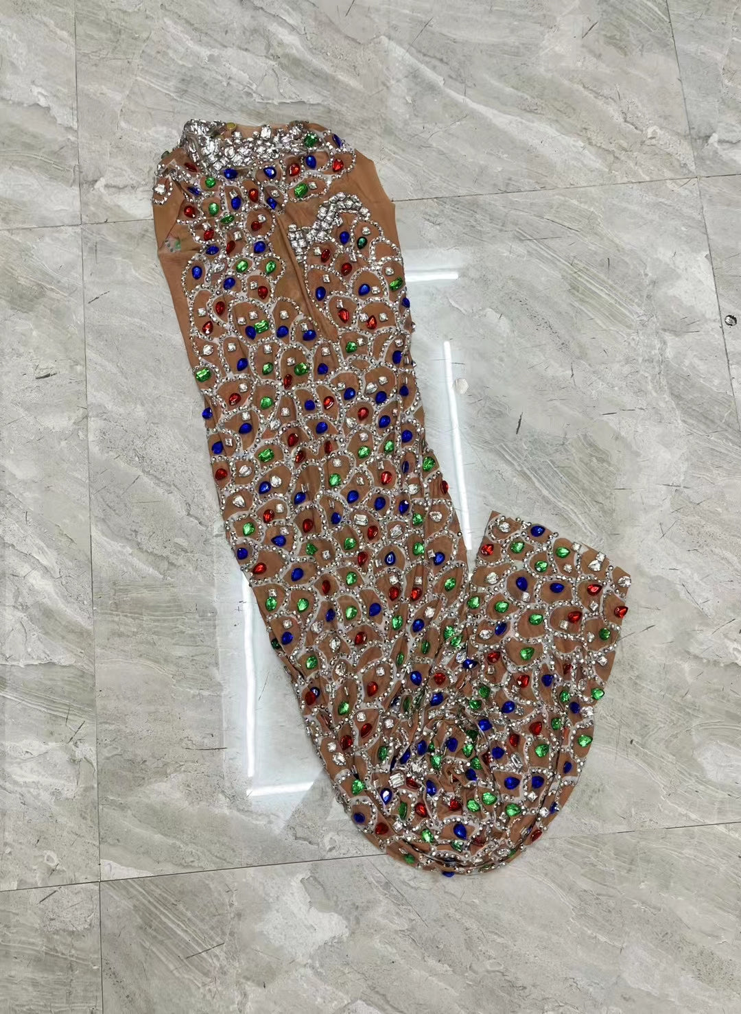 CELESINYI Yulinchangqun Crystal Scale Gown