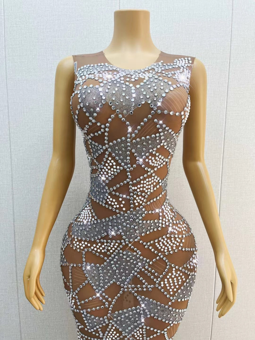 CELESINYI Suipian Crystal Mirror Gown