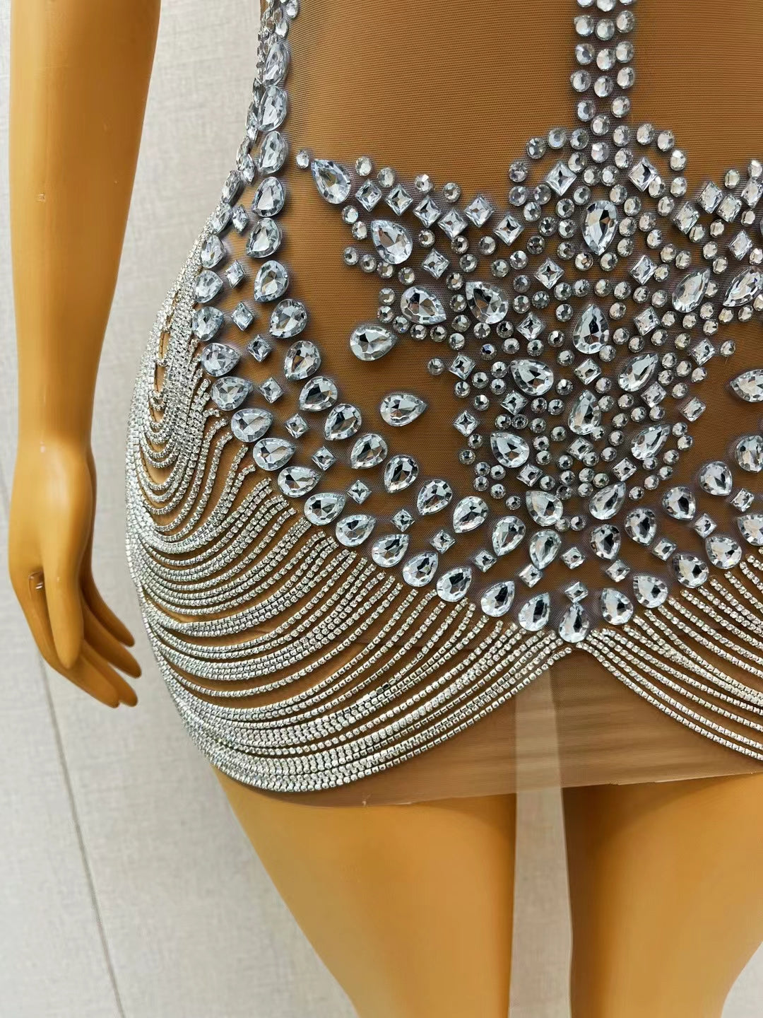 CELESINYI Lianzhuwan Crystal Chain Bodysuit