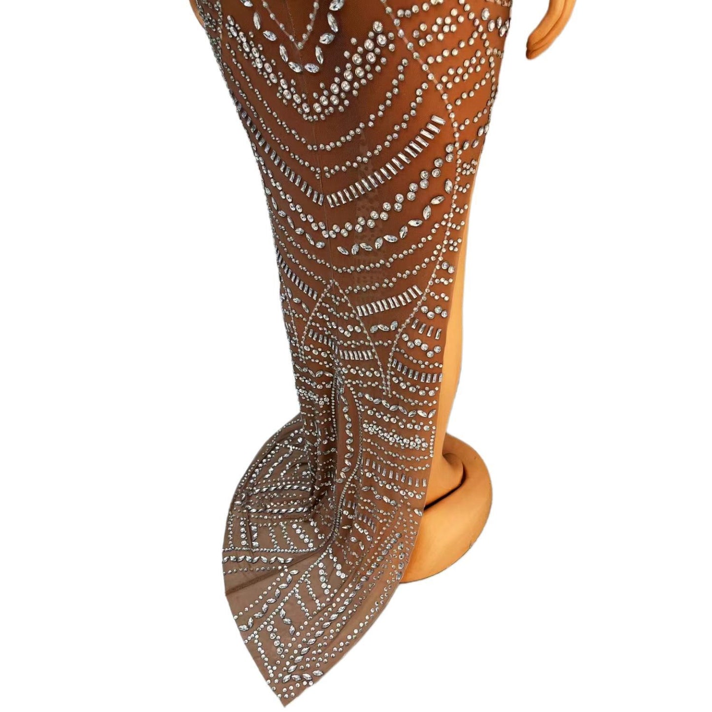 CELESINYI Huabao Crystal Rose Gown