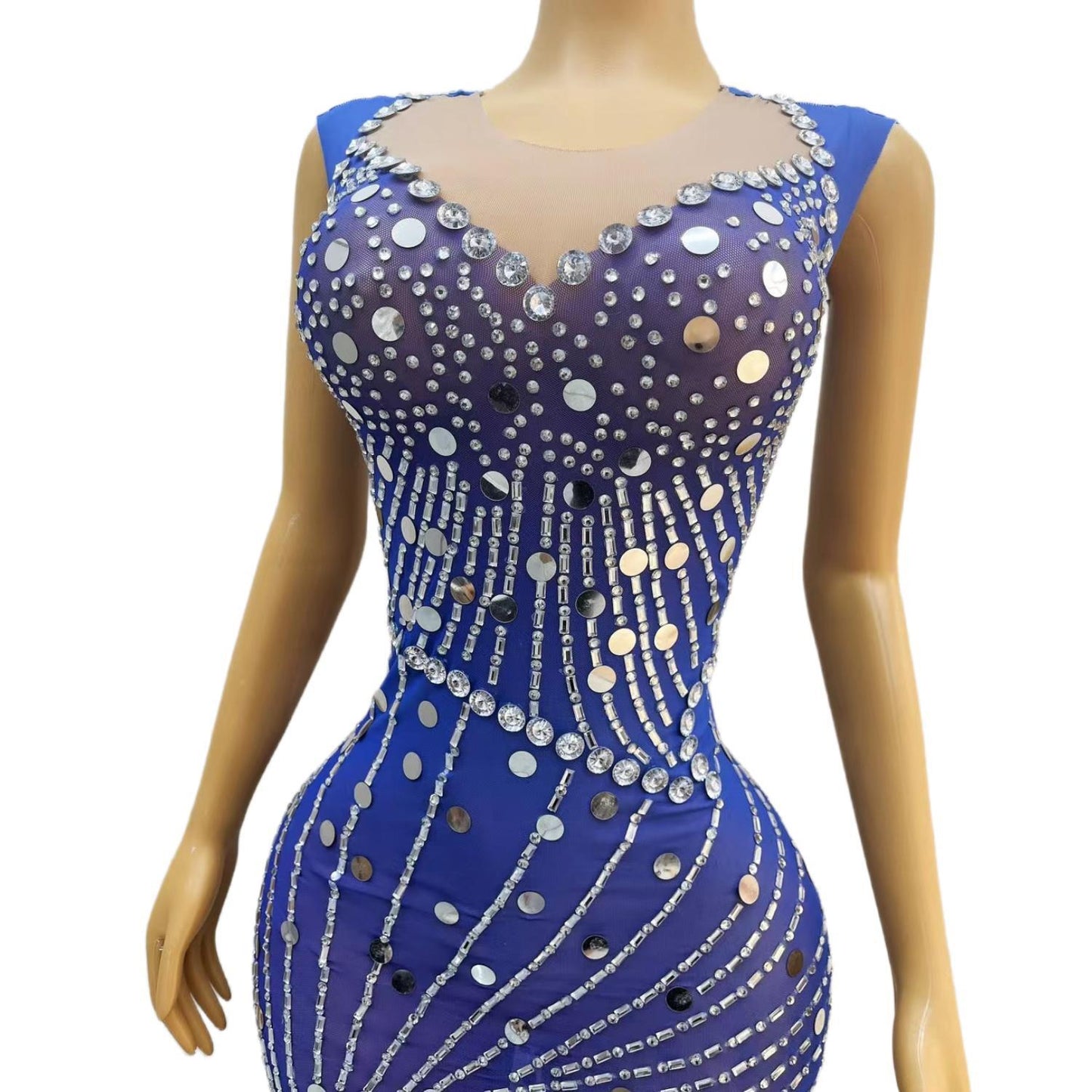 CELESINYI Lanwen Crystal Sapphire Gown