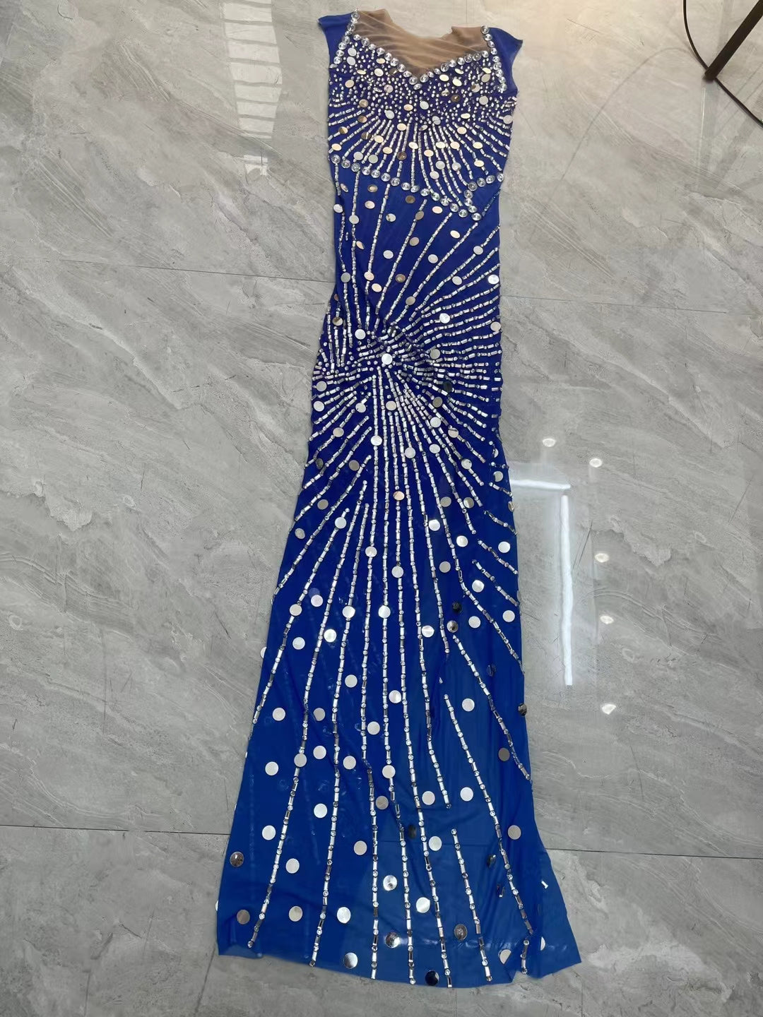 CELESINYI Lanwen Crystal Sapphire Gown