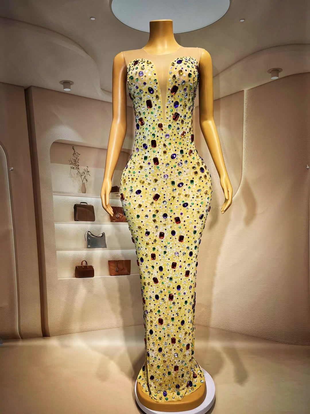 CELESINYI Binfenxiangbin Crystal Champagne Gown