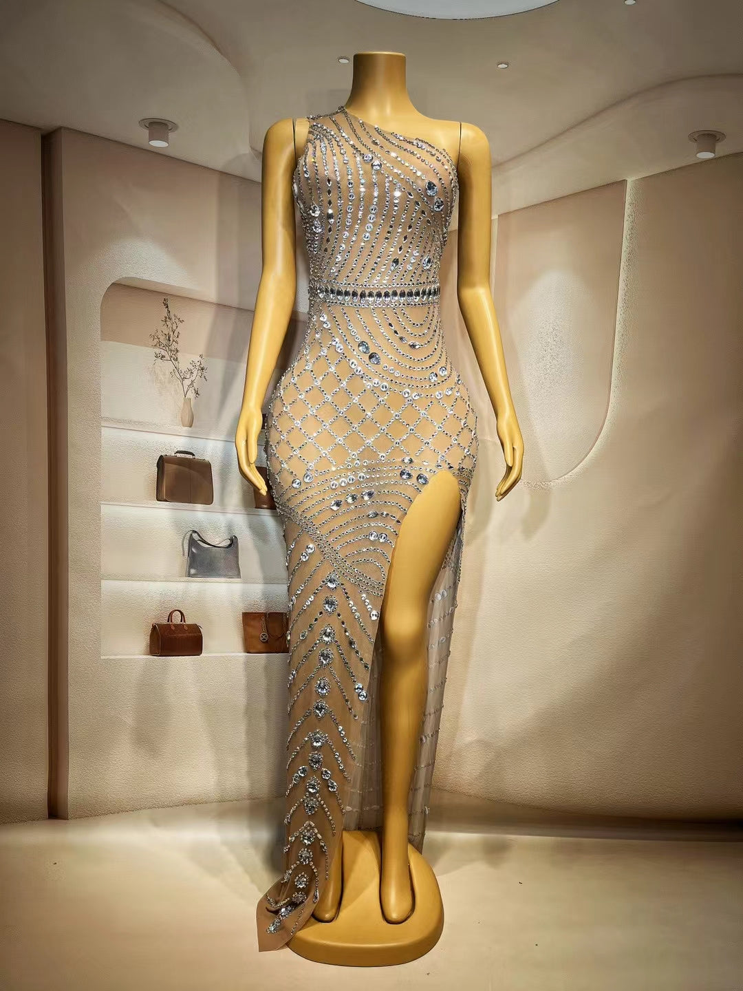 CELESINYI Baixuanwo Crystal One Shoulder Gown