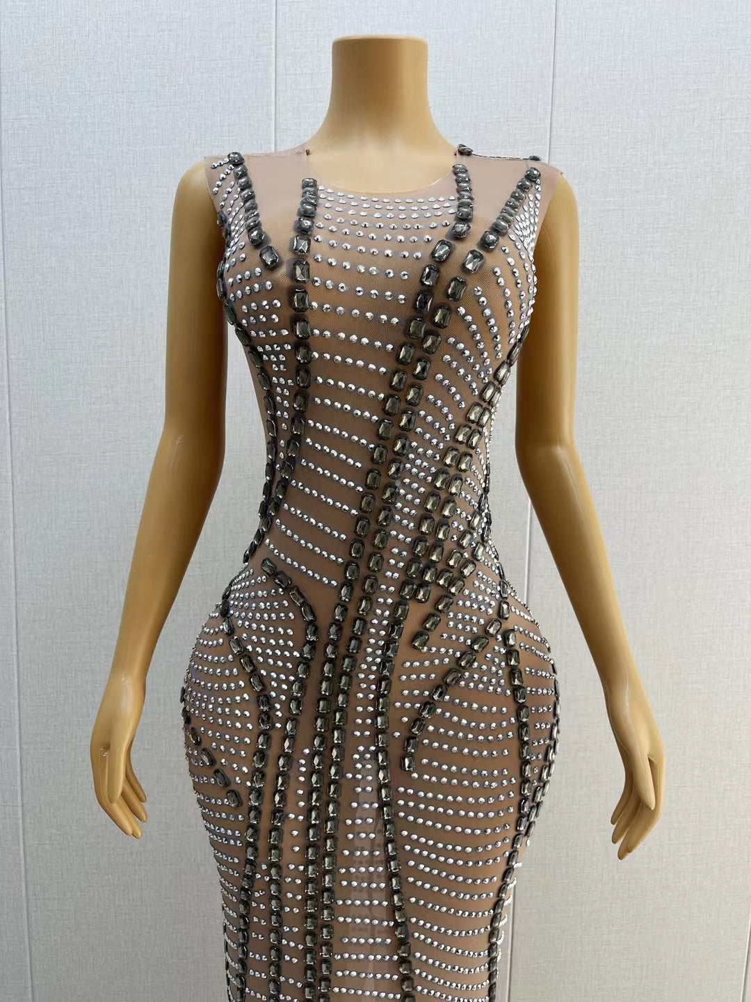 CELESINYI Huansha Crystal Swirl Gown