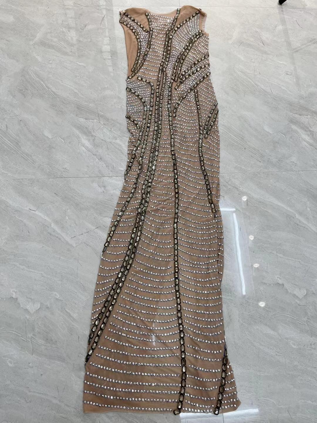 CELESINYI Huansha Crystal Swirl Gown