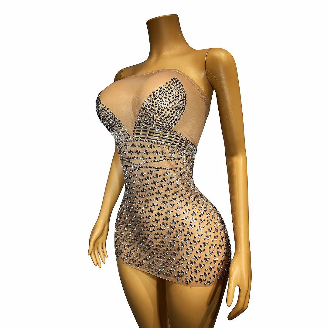 CELESINYI Niujiao Crystal Baguette Gown