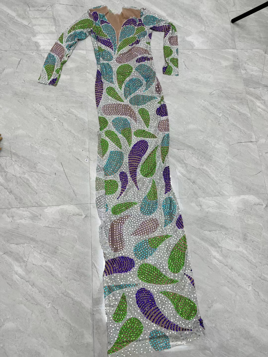 CELESINYI Luoxuanqun Crystal Paisley Gown