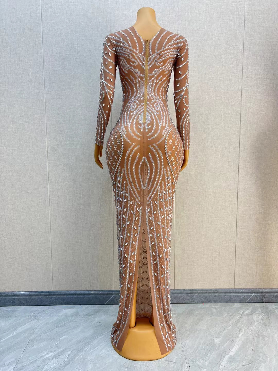 CELESINYI Nianlun Crystal Swirl Gown