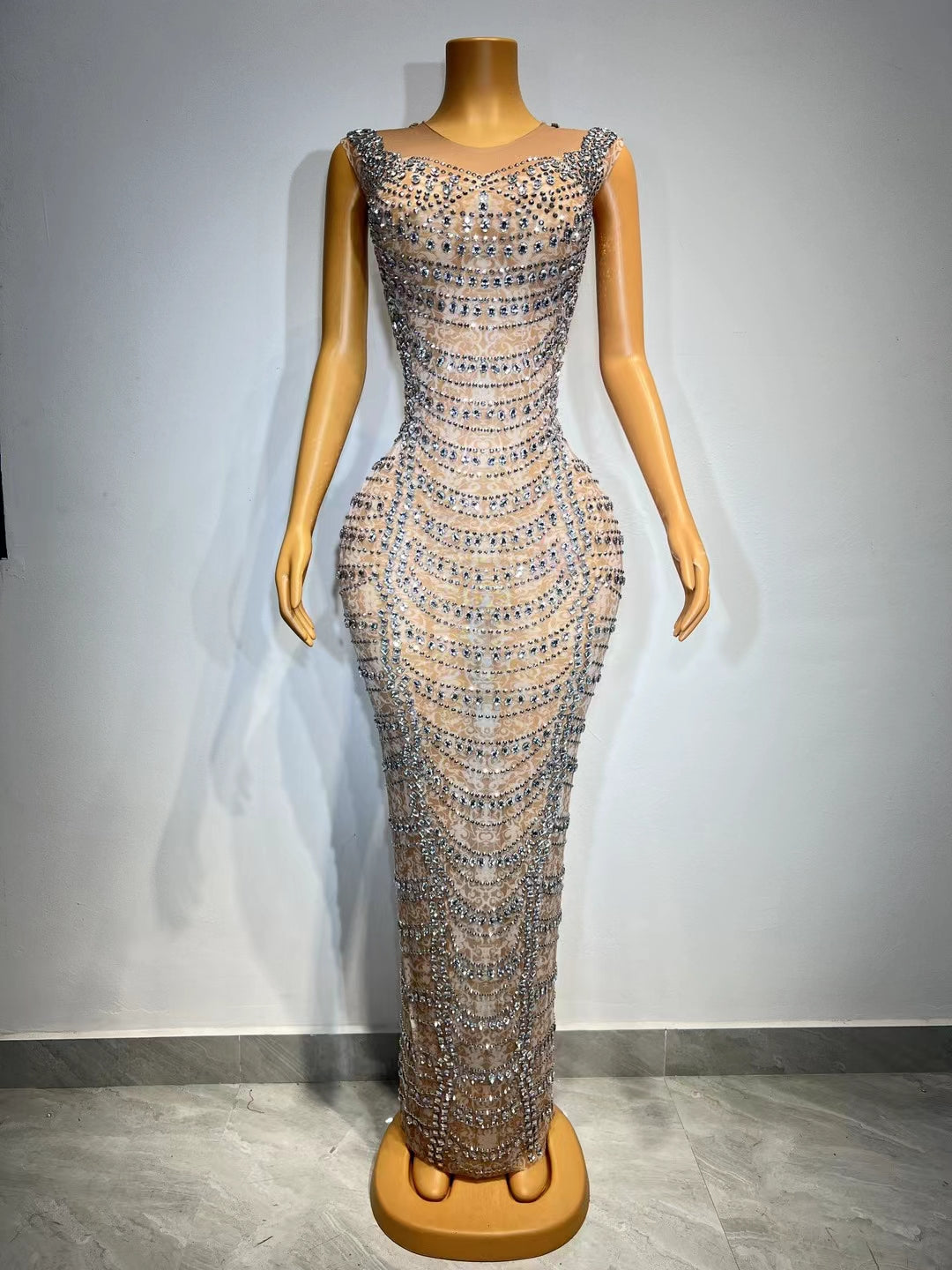 CELESINYI Xingdian Crystal Swag Gown
