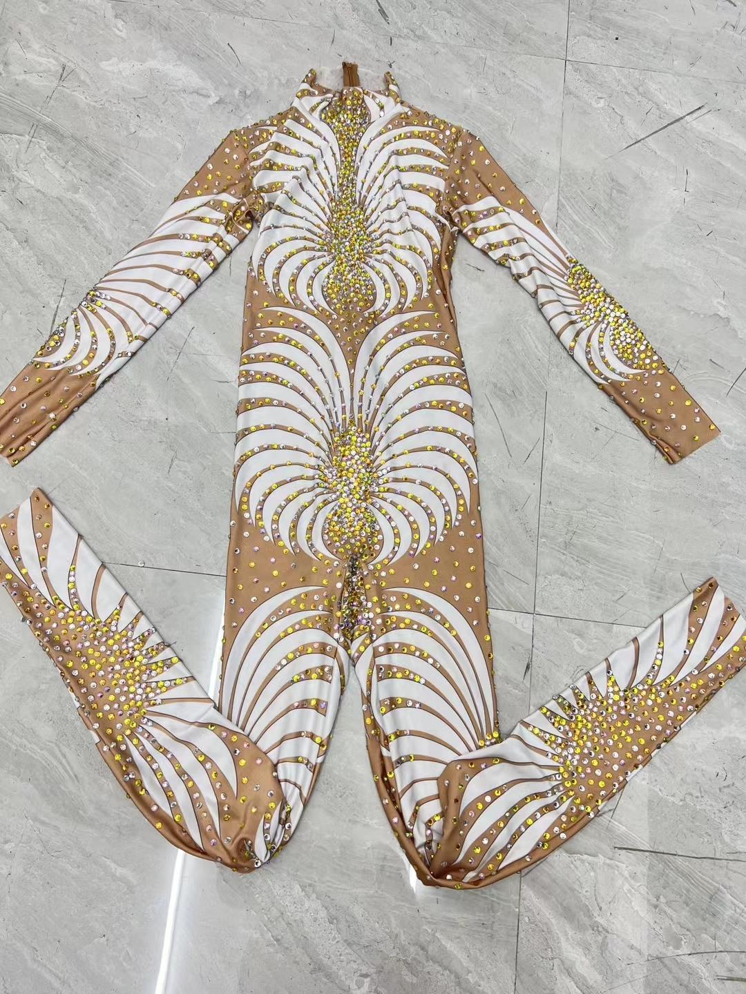 CELESINYI Xiangrikui Crystal Fan Jumpsuit