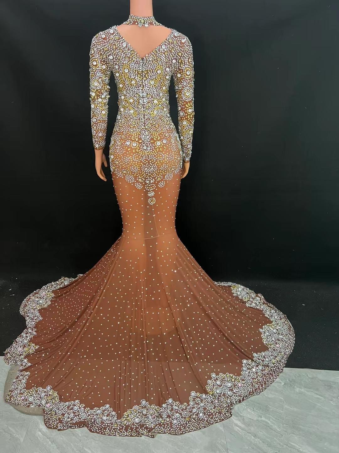 CELESINYI Jinzi Crystal Gold Gown