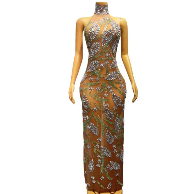 CELESINYI Lvye Crystal Leaf Mermaid Gown