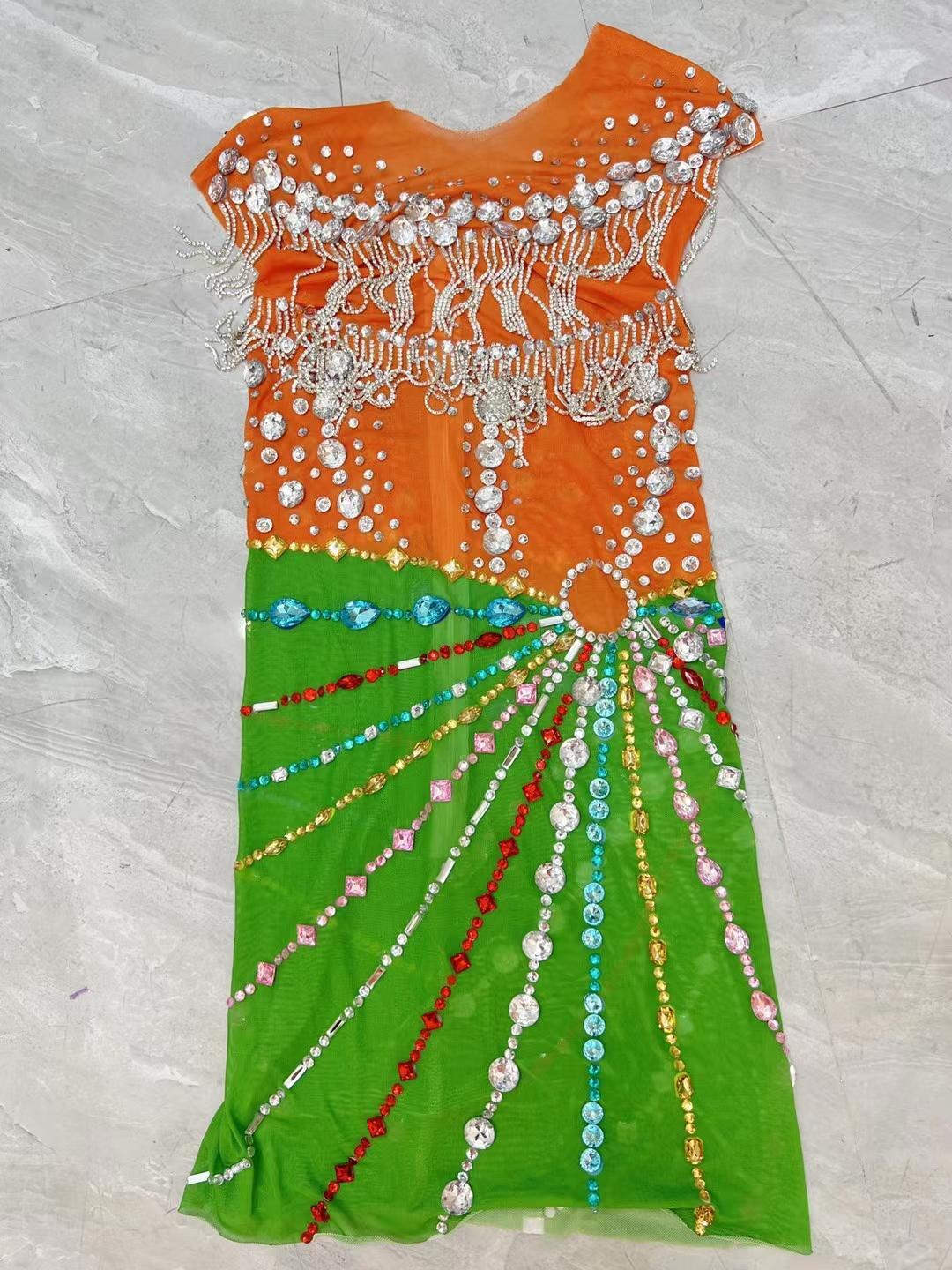 CELESINYI Lvcheng Crystal Orange Gown