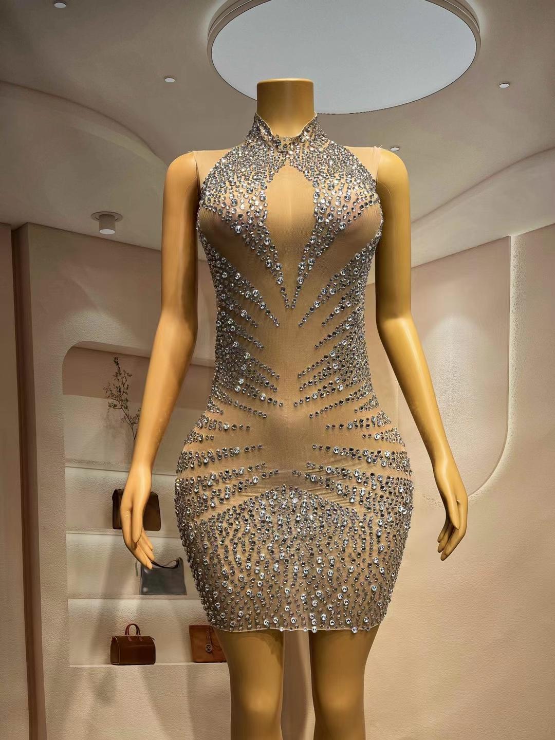 CELESINYI Manzuan Crystal Keyhole Mini Dress