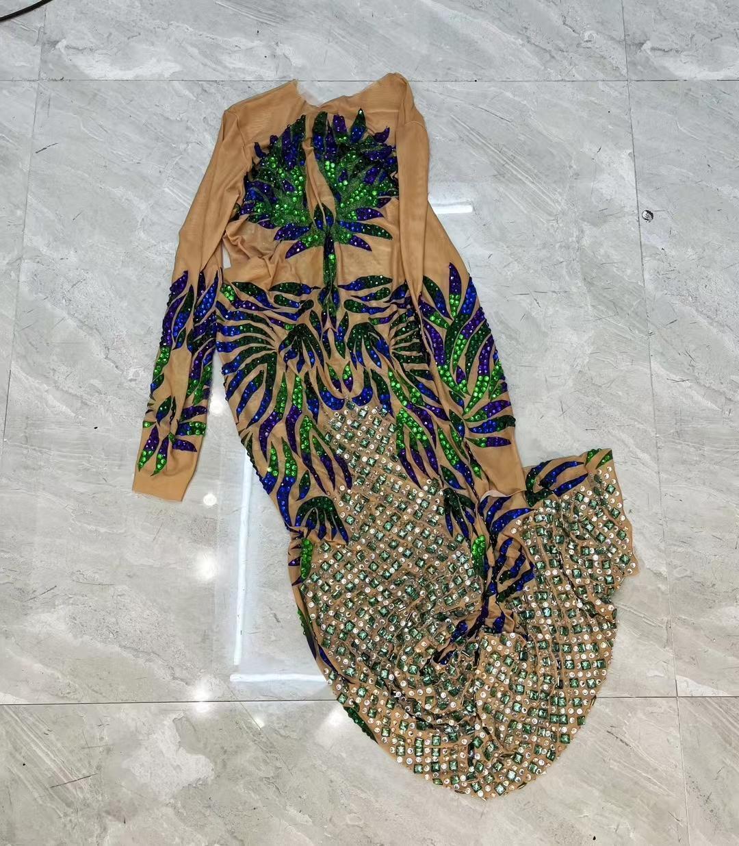 CELESINYI Lingyu Crystal Peacock Bodysuit