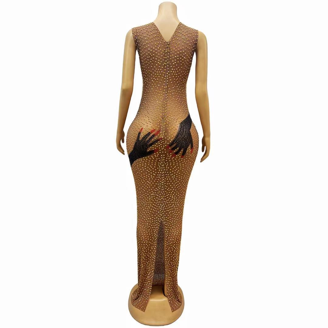 CELESINYI Heishouqun Crystal Hand Gown