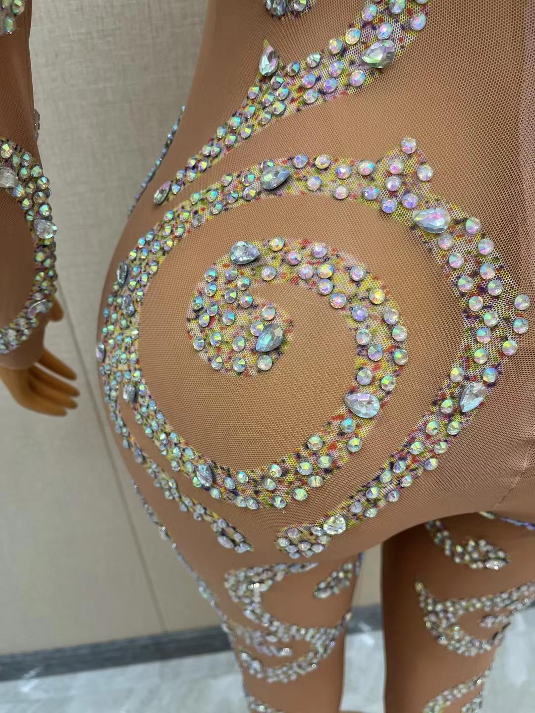 CELESINYI Yinfu Crystal Swirl Bodysuit