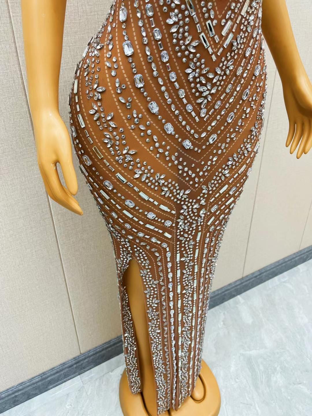 CELESINYI Buyao Crystal Herringbone Gown