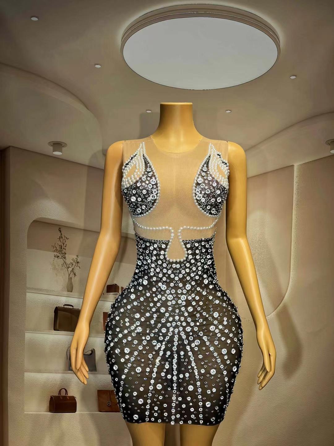 CELESINYI Heimeiren Crystal Pearl Gown