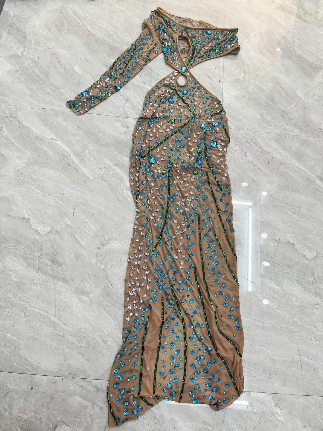 CELESINYI Lvcha Crystal Green Gown