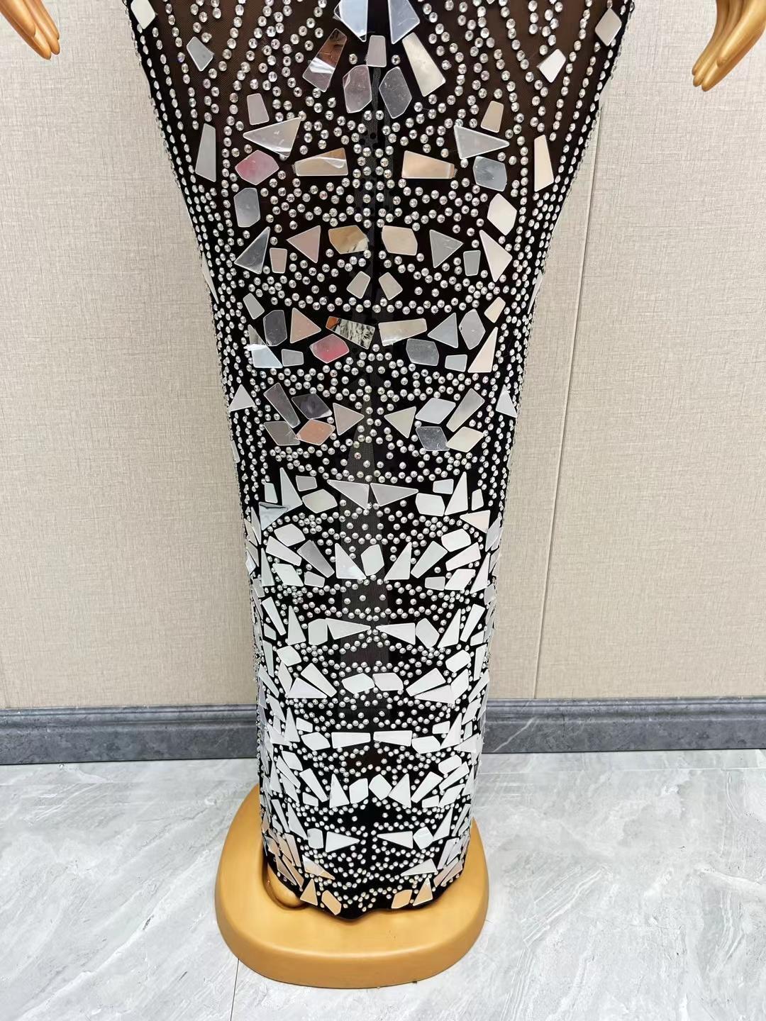 CELESINYI Jingji Crystal Mirror Gown