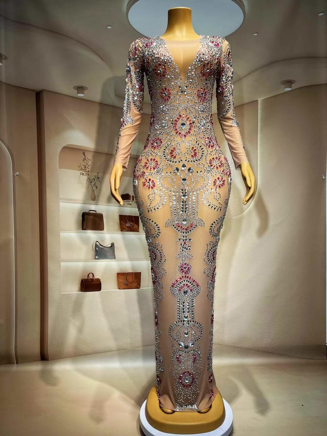 CELESINYI Suoxin Crystal Illusion Gown