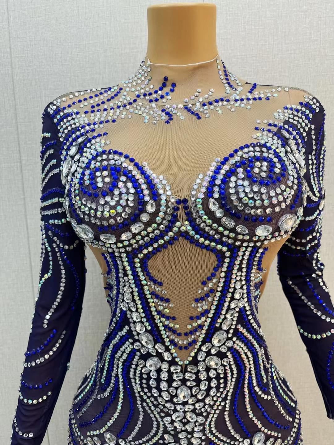 CELESINYI Lanshuixing Crystal Pearl Gown