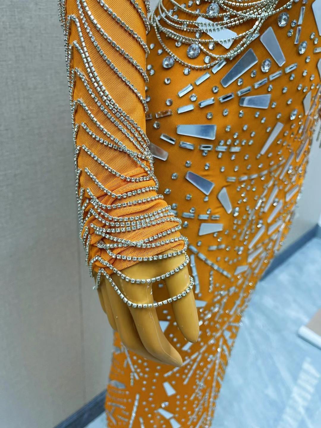 CELESINYI Huakui Crystal Amber Gown