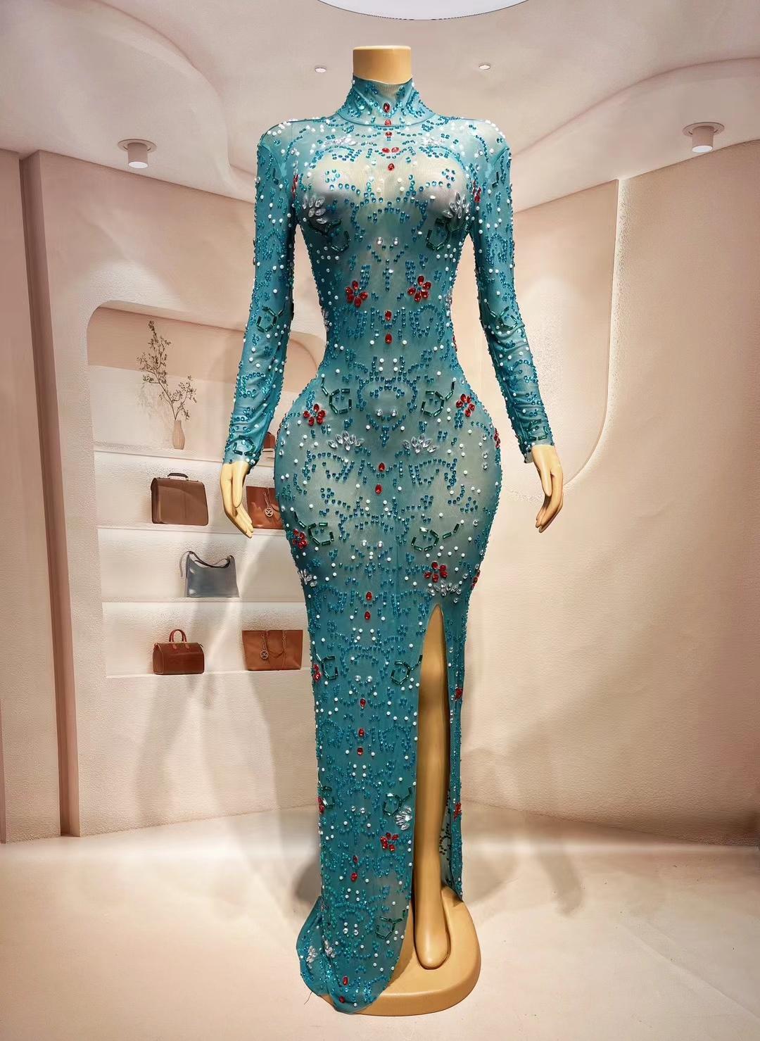 CELESINYI Lianye Crystal Lotus Gown