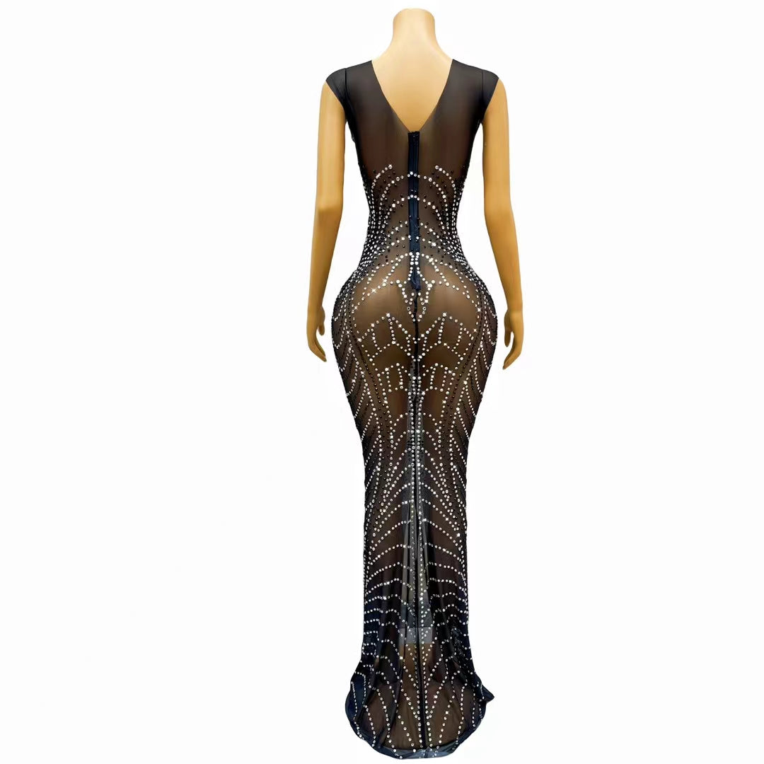 CELESINYI Heizun Crystal Black Gown